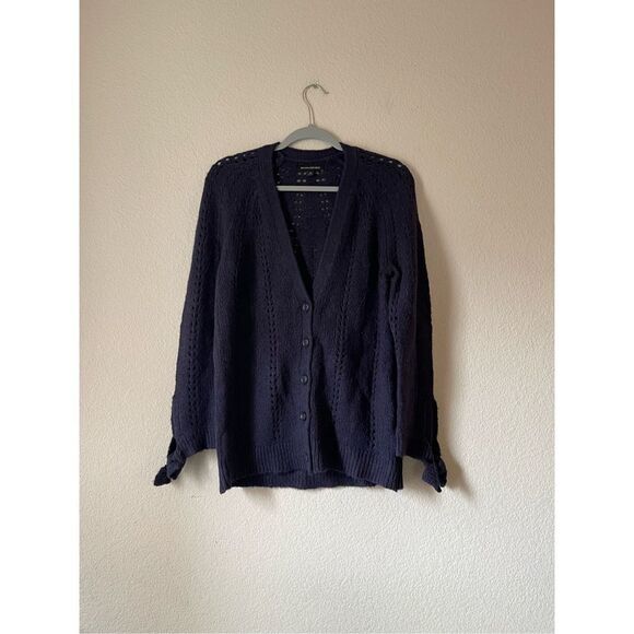 Banana Republic Sweaters - Banana republic merino wool navy tie‎ sleeve cardigan small